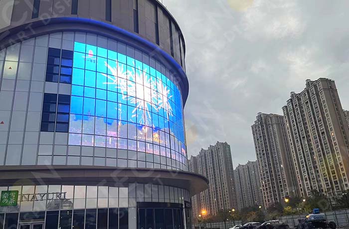 200㎡ P3.9-7.8mm Indoor Transparent LED Screen - Showcase - 3